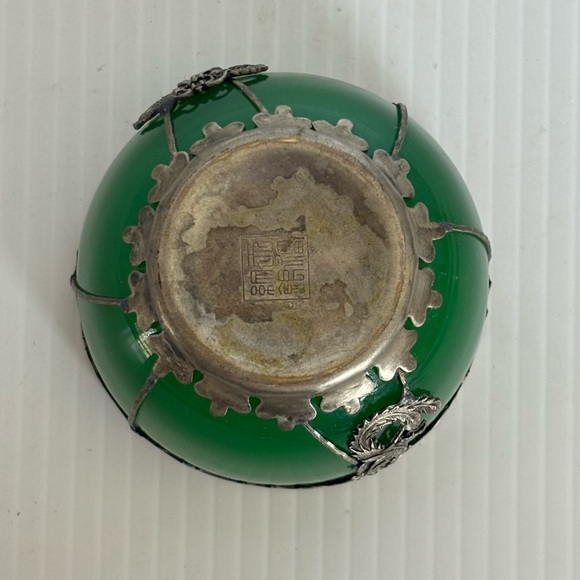 Chinese Green jade colored glass Bowls Metal Mount with Dragon & Phoenix vintage - Picture 6 of 9